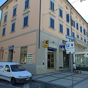 Residenza Scikkettosa Cecina (Livorno)